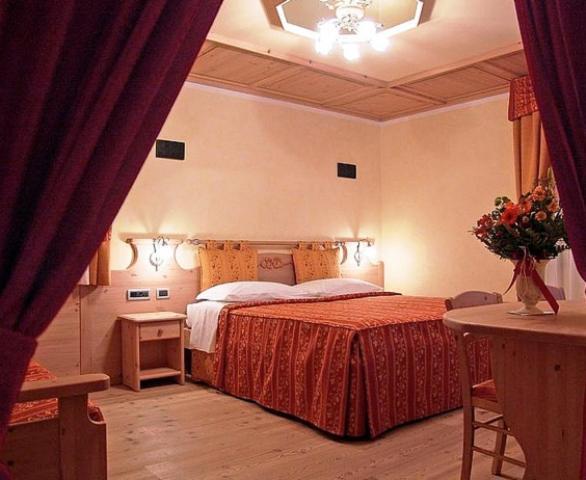 Jolly B&B - Affittacamere Dimaro Room photo